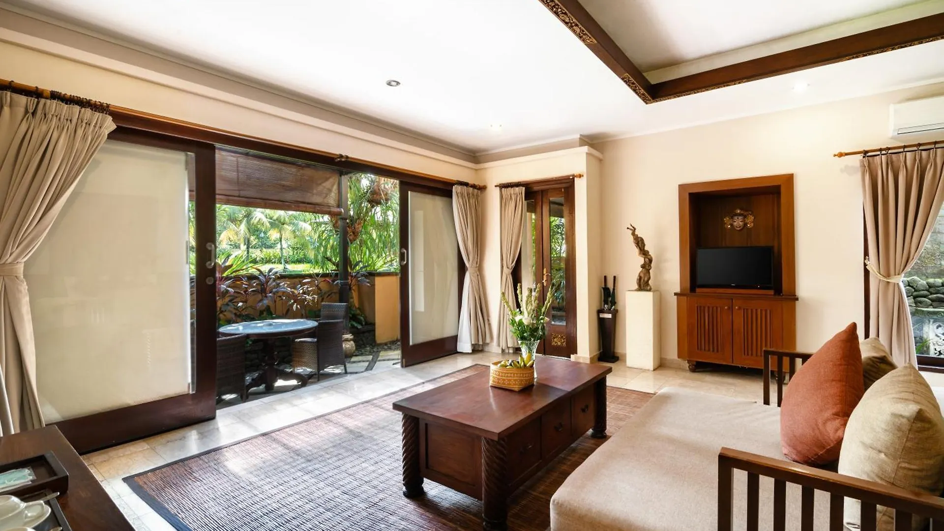 **** Resort Svarga Bebek Villas Ubud Endonezya